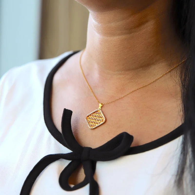 Ladies necklaces fame shine -Gold Necklace (Chain With Square Shaped Pendant) 21KT - FKJNKL21KM9944