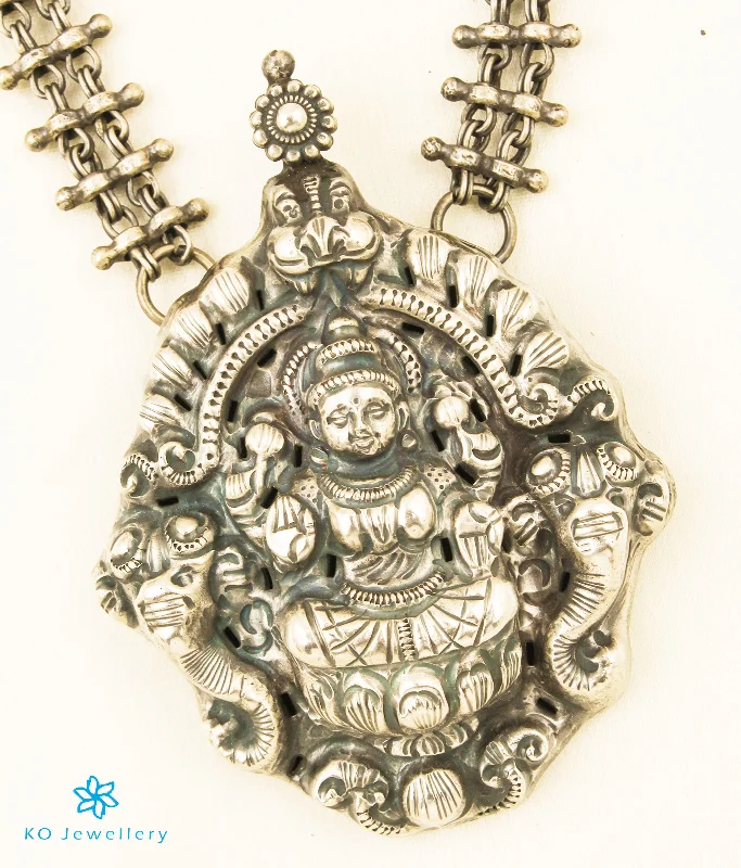 Ladies necklaces flow shine -The Aadish Nakkasi Silver Lakshmi Necklace