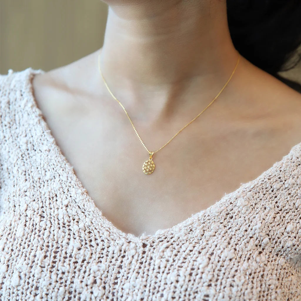 Ladies necklaces moonstone glow -Gold Necklace (Chain With Flower Shaped Hollow Pendant) 21KT - FKJNKL21KM7948