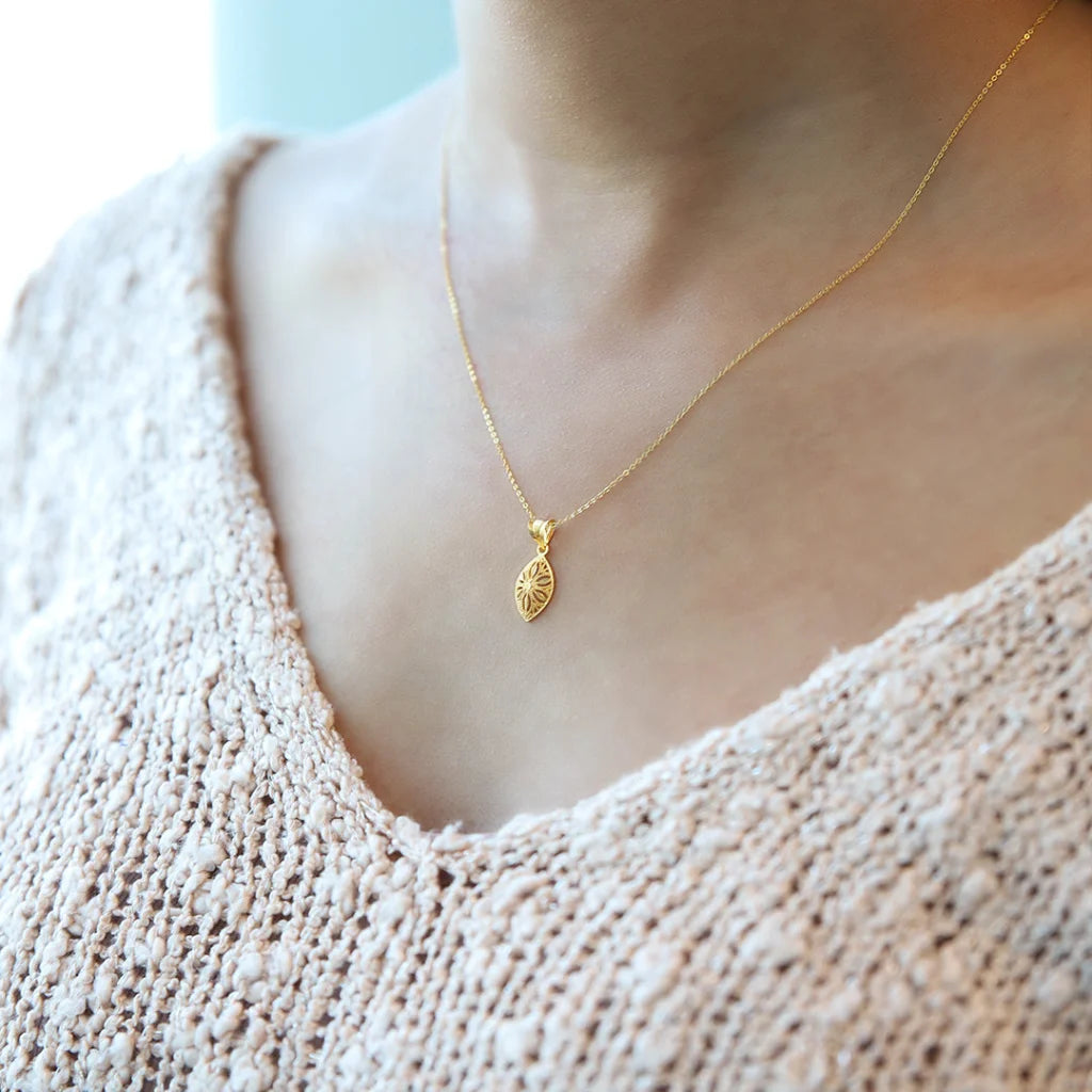 Ladies necklaces vibe charm -Gold Necklace (Chain With Flower Shaped Hollow Pendant) 21KT - FKJNKL21KM7947