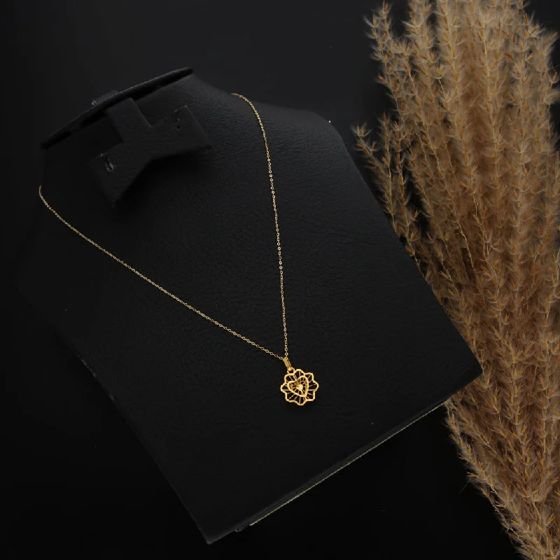 Ladies necklaces pink shine -Gold Necklace (Chain With Hollow Heart in Flower Shaped Pendant) 21KT - FKJNKL21KM9808