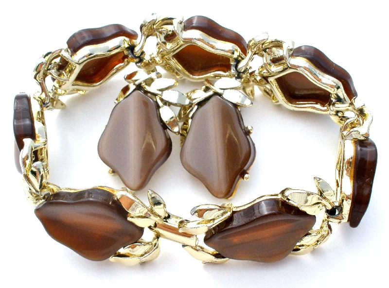 Ladies bracelets grip radiance -Brown Thermoset Leaf Bracelet & Earrings Vintage