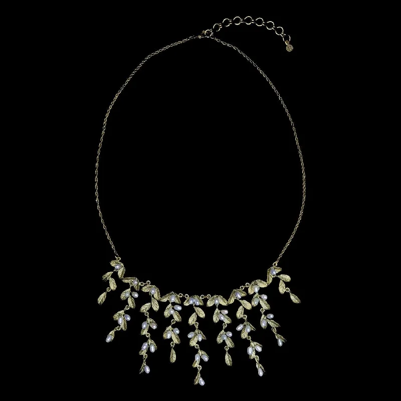 Ladies necklaces magic radiance -Petite Leaf Necklace - Mini Statement