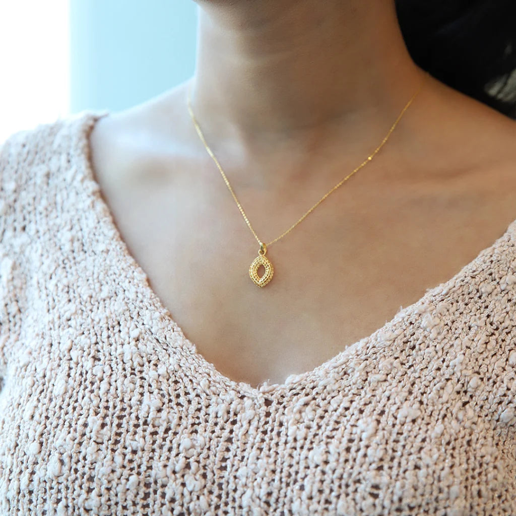 Ladies necklaces chill charm -Gold Necklace (Chain With Crown Adoned Hollow Pendant) 21KT - FKJNKL21KM7951