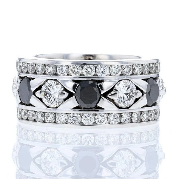 ladies rings handmade-Black and White Diamond Ring