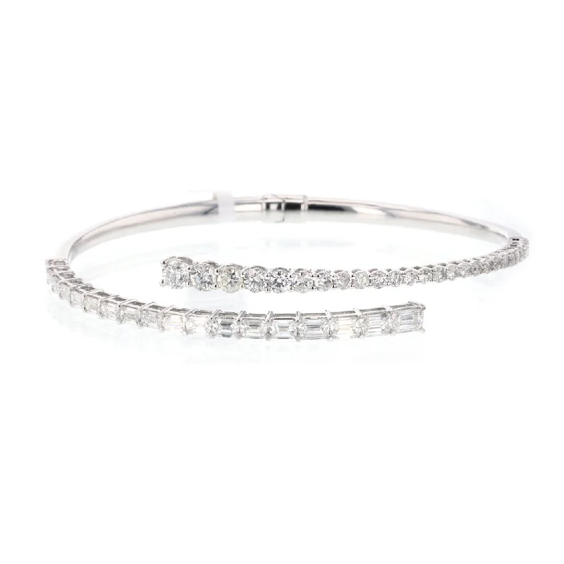 Ladies bracelets art glow -3.85 ctw Diamond Bangle Bracelet