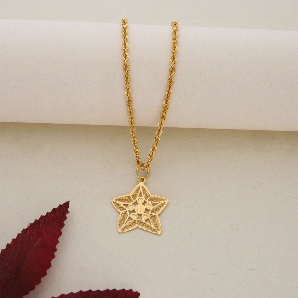 Ladies necklaces sky glow -Gold Necklace (Chain with Gold Star Shaped Pendant 21KT) - FKJNKL21K7537