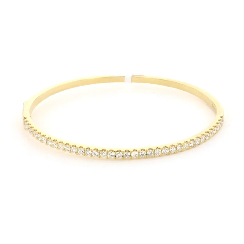 Ladies bracelets fog shine -1.81 ctw Diamond Bangle Bracelet